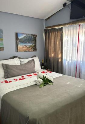 Ilha Grande House | Pousada Pé na Areia