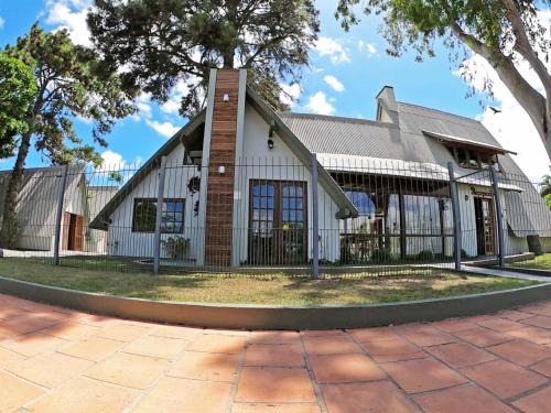 Sao Lourenco do Sul Hotel | Pousada Verde Agua