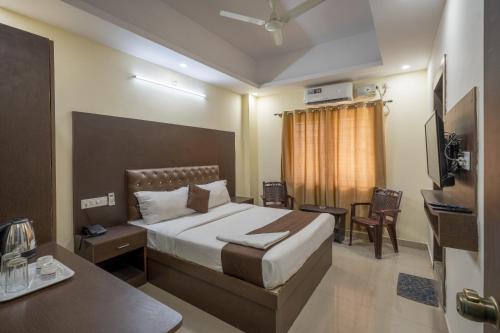 Bengaluru Hotel | PPH Living Royal GS Comforts