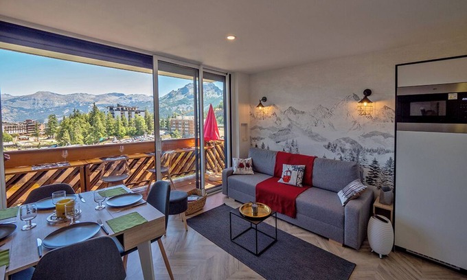 Pra Loup Apartment | Pra Loup 1600 50m from the slopes T2 new with bedroom and large balcony mountain view