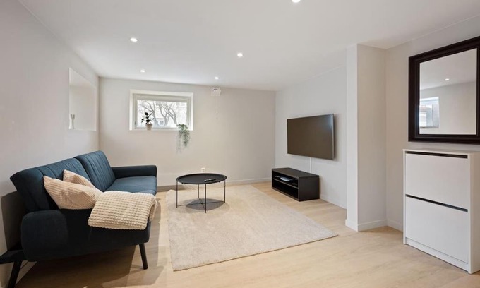 Stavanger Apartment | Practical Basement Apt with all home comforts close to City Centre