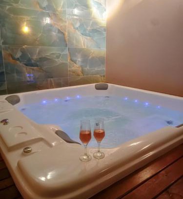 Enseada Apartment | "Prainha Flats" com Jacuzzi e Piscina