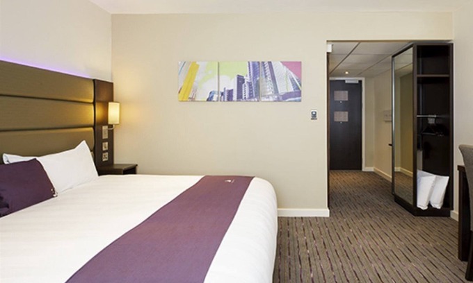 Harlow Hotel | Premier Inn Harlow East - Church Langley