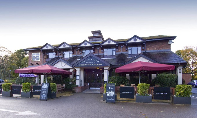 Wilmslow Hotel | Premier Inn Manchester - Wilmslow