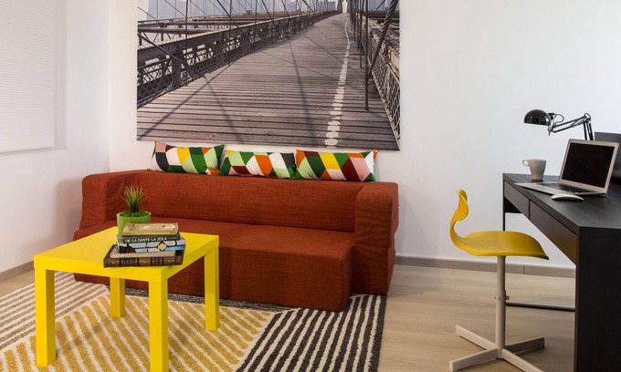 Sector 3 Apartment | PREMIUM BRIGHT FLAT NEAR METRO +BATHTUB & NETFLIX