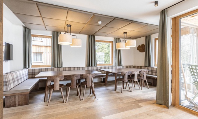 Sonnenalpe Nassfeld House | Premium Lodge with 6 bedrooms and sauna