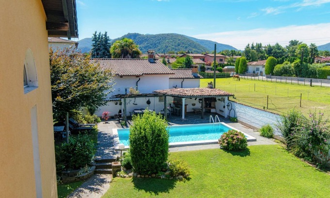 Magliaso Villa | Prestigious villa with swimming pool in Magliaso (La Pergola)