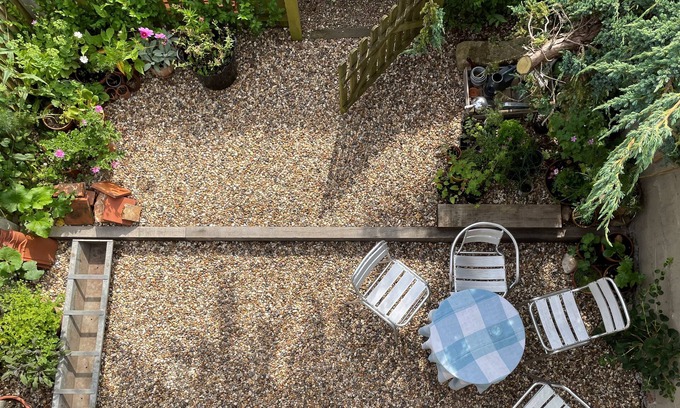 Worstead Cottage | Pretty Cottage, sleeps 4, pet friendly, walk to the pub, enclosed garden