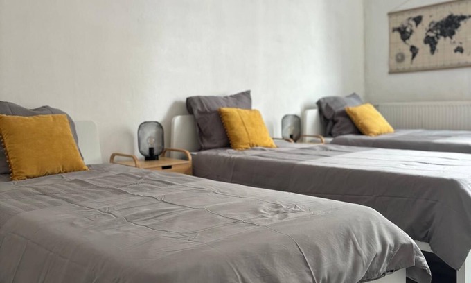 Valenciennes House | Pretty, well-equipped town house
