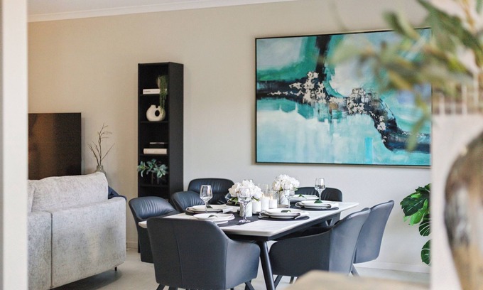 Victoria Park House | Prime Central Location
