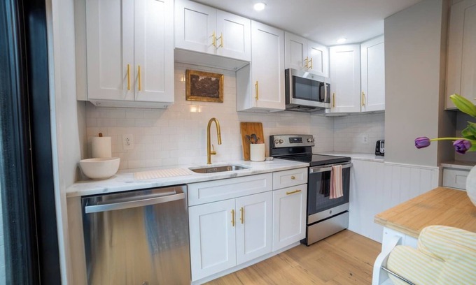 Stroudsburg Apartment | Prime Location on Main Street