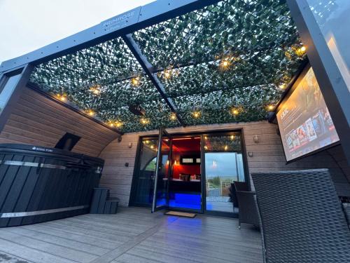 Westhouse Apartment | Primrose Glamping Pods