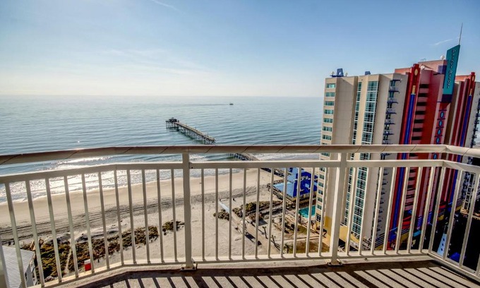 Cherry Grove Beach Apartment | Prince Resort Oceanfront 1834 at Cherry Grove Pier