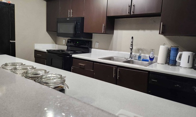 Euless House | Private 2bed/1bth-6min from DFW