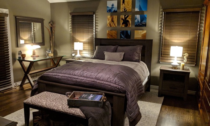Grosse Pointe House | Private, Accessible Ground-Level Luxury Suite in Grosse Pointe