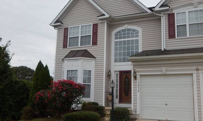 Severn House | Private and separate guest house!