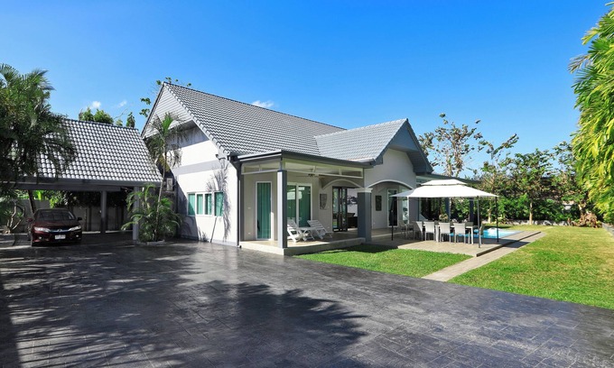 Kamala Villa | Private and spacious 5 bedroom 6 Bathroom Pool Villa in Kamala Beach, Phuket