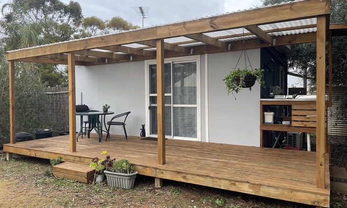 Greenways Landing Cabin | Private Cabin, Modern styled self contained in a peaceful area.