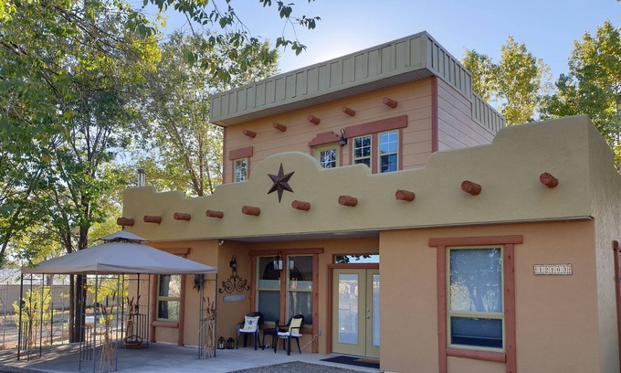 Cortez House | Private & Cheerful 3 Bedroom Home Near Mesa Verde