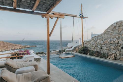 Agios Ioannis Villa | Private Cliffside Villa "150 meters from the beach"
