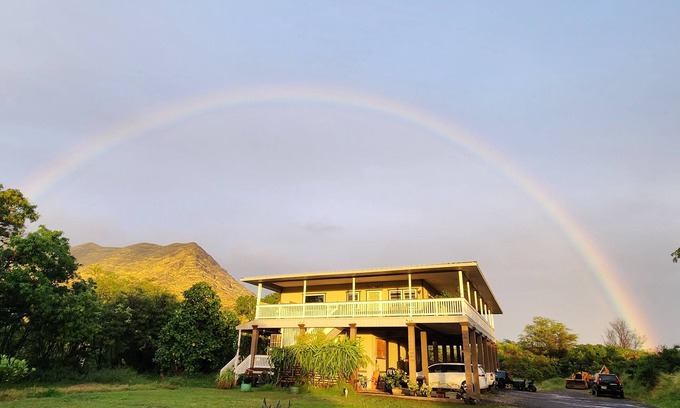 Makaha Apartment | Private, country living modern conveniences. Tropical farm, steps from the beach