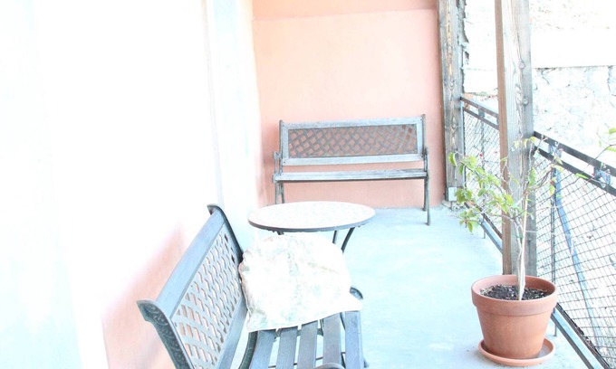 Argeliers House | Private Courtyard and Pool, close to Carcassonne and Mediterranean Beaches