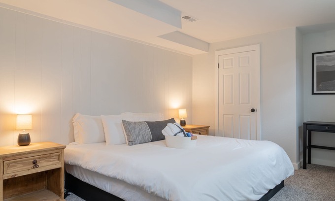 East Colorado Springs House | Private, Dog-friendly Suite w/Hot Tub near Downtown COS