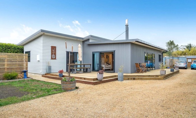 Martinborough Apartment | Private Escape, Martinborough