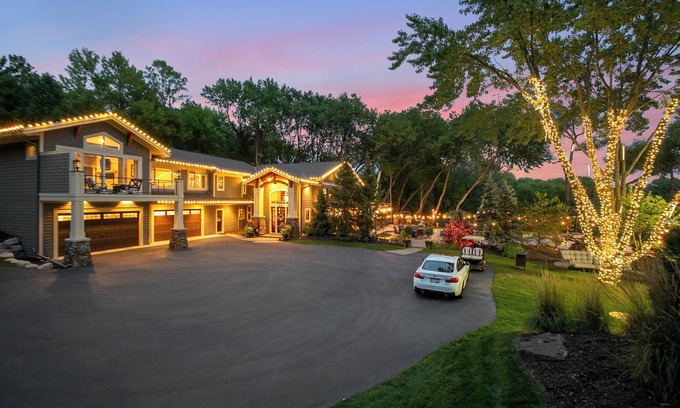 Chanhassen House | Private Grand Lodge with pool, lake & pickleball courts