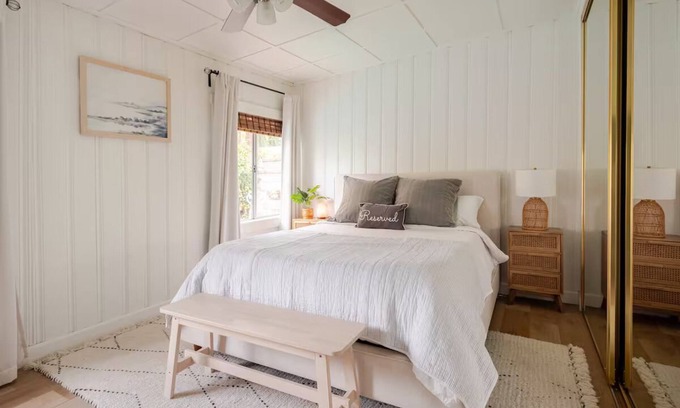 Burbank House | Private Guest House near studios