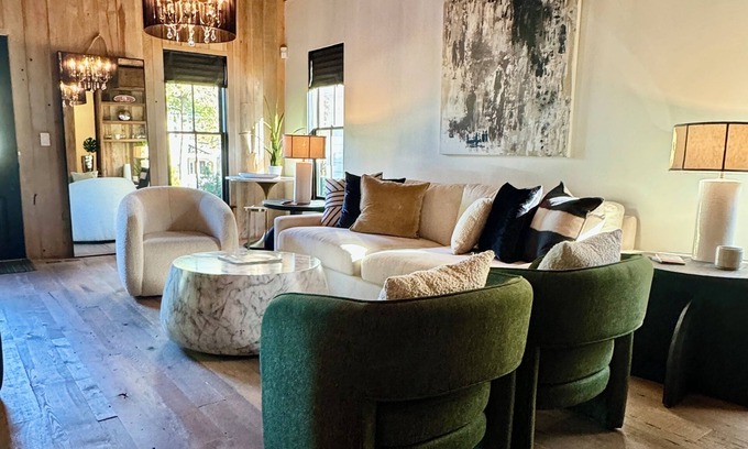 Dublin House | Private Guesthouse - Memorial Tournament!