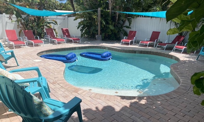 Pass-a-Grille House | Private Heated Pool Beach Home 2/2 Sleeps 6- Pets welcome and Stay Free