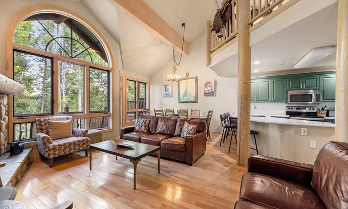 Four O'Clock House | Private Hot Tub, Walk to Chairlift/Main St/Hiking