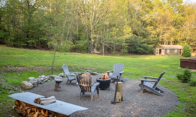 Kerhonkson Cottage | Private Kerhonkson cottage on 3 acres with hot tub, pure coziness.nnnnnnn