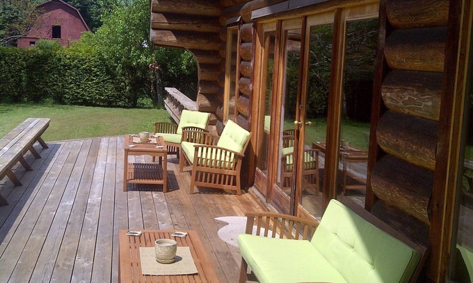 Port Alberni Cabin | Private Lodge & Five Acres on the Stamp River