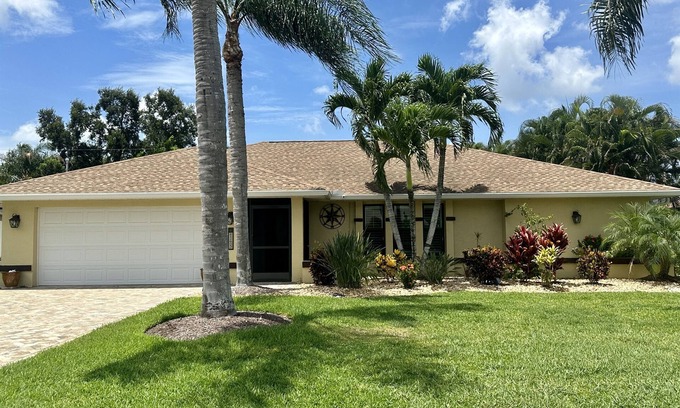 Palm River Estates House | Private oasis w/heated saltwater pool close to the beach in great neighborhood