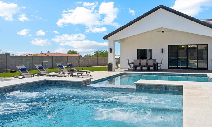 Desert View House | Private Phoenix Resort - Spa, Pool + Near Hiking