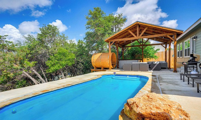 Canyon Lake House | Private Pool | Fire Pit | Hot Tub & Sauna!