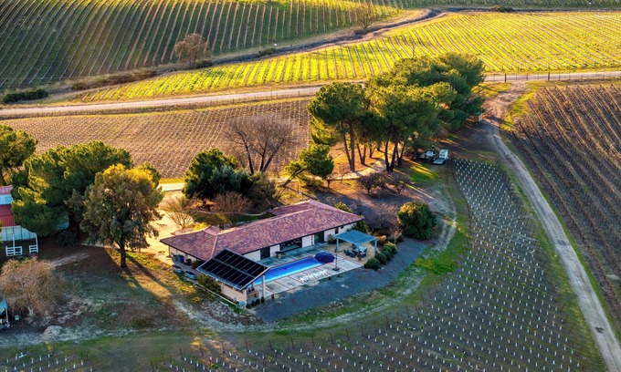 Paso Robles House | Private Pool, Firepit & Wine Room Near Top Paso Wineries | Devi Ranch
