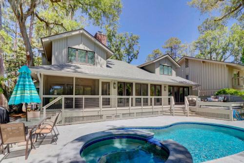 Sea Pines House | Private Pool & Spa - Golf Course Views - Walk to Harbour Town - 24 Stoney Creek Road