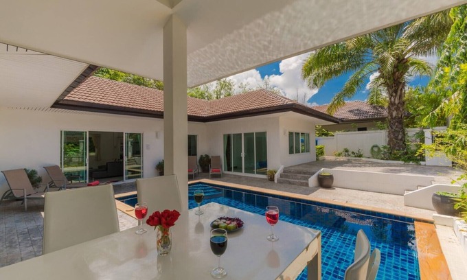 Chalong Villa | Private pool villa in tropical area 4 bedrooms