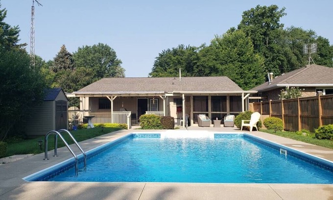 Kingsville House | Private Poolside Escape near Point Pelee