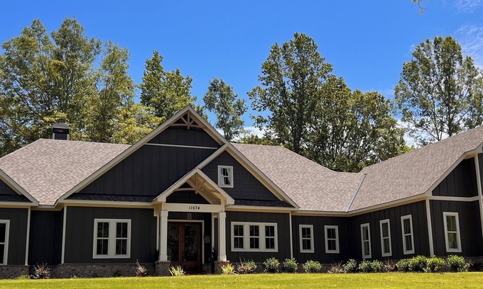Waverly House | Private resort-style pool. Spacious new house 16 min to Jordan-Hare stadium.
