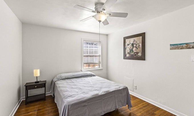 La Marque House | Private Room near Texas City/Gaveston #3
