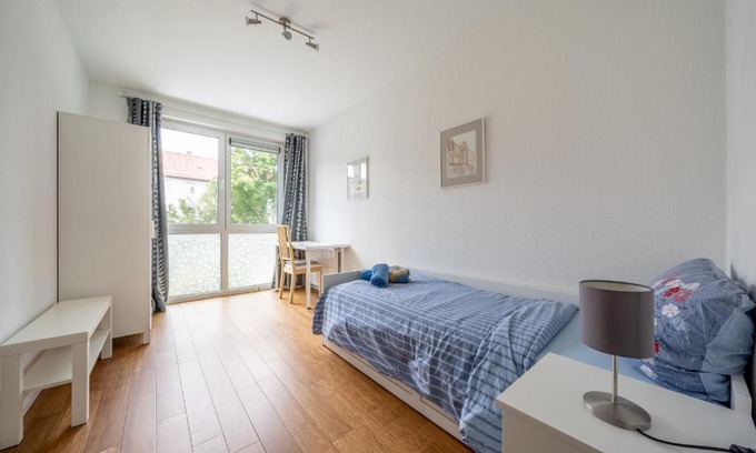 Region Hannover District House | Private Rooms