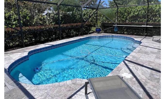 Stuart House | Private Stuart Poolside Oasis