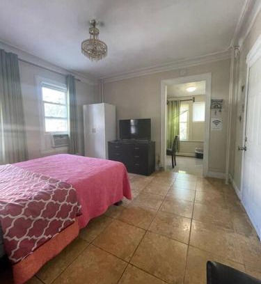 Queens Apartment | *PRIVATE* Studio 5 minutes from LGA/US Open