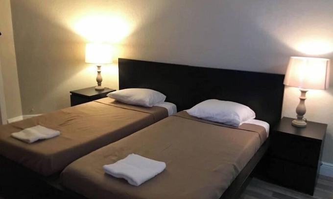 Pompano Beach Apartment | Private Suite # 12, few minutes walk to beach.