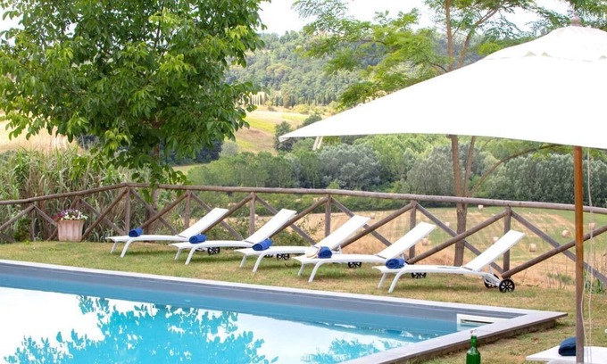 Peccioli Villa | Private villa with views over the Tuscan hills