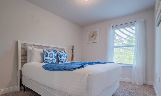 Thomas Drive House | PUBLIX SPORT-POOL-BEACH CLOSE-TOWNHOUSE